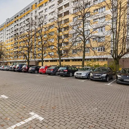 Near The Warta River By Renters *