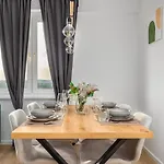 Near The Warta River By Renters *